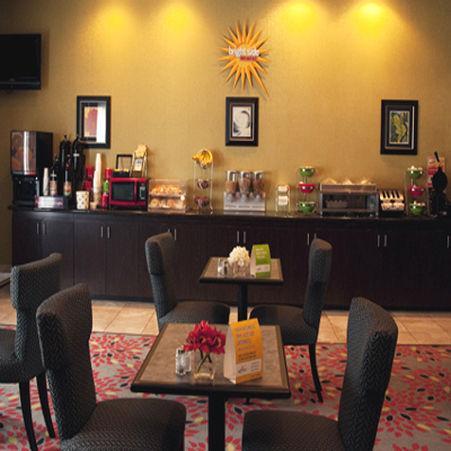 La Quinta By Wyndham Decatur Otel Restoran fotoğraf